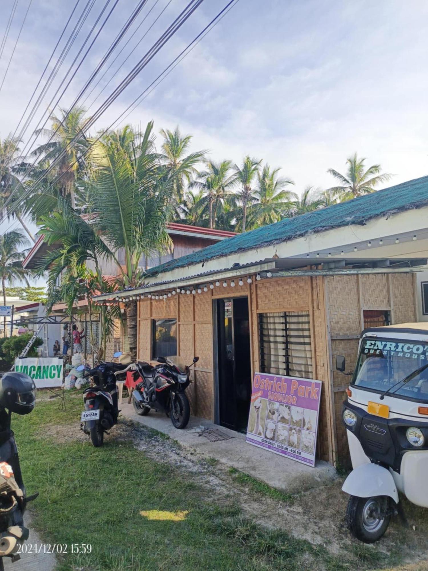 Enrico'S Guesthouse 锡基霍尔 外观 照片