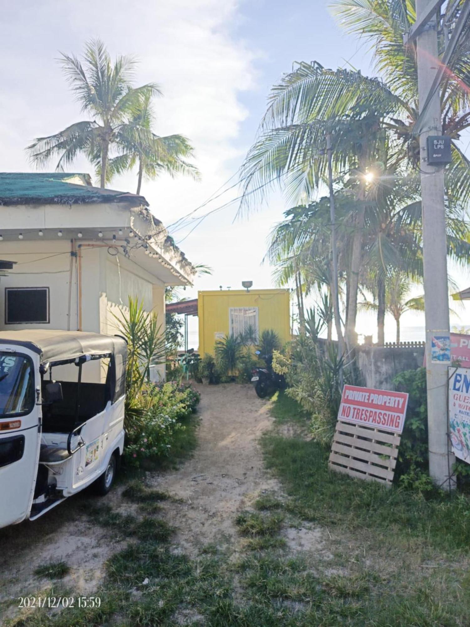 Enrico'S Guesthouse 锡基霍尔 外观 照片
